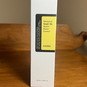 COS White and Yellow Serum for Radiant Skin